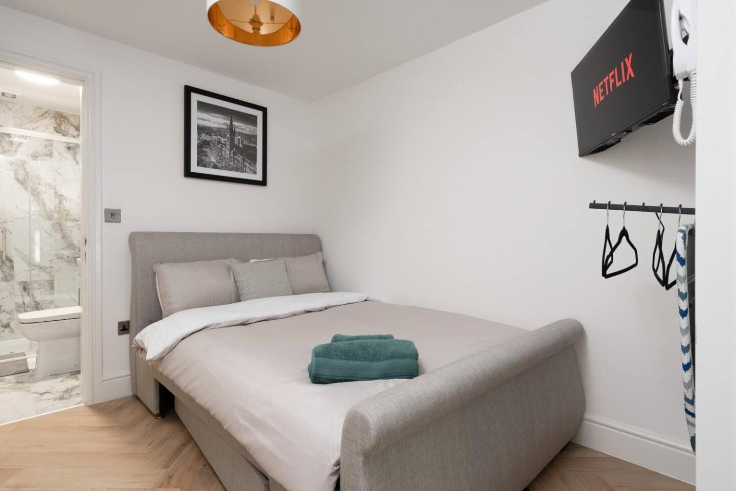 Urban Stay Studio Bright Space 10 Mins To City Liverpool Dış mekan fotoğraf