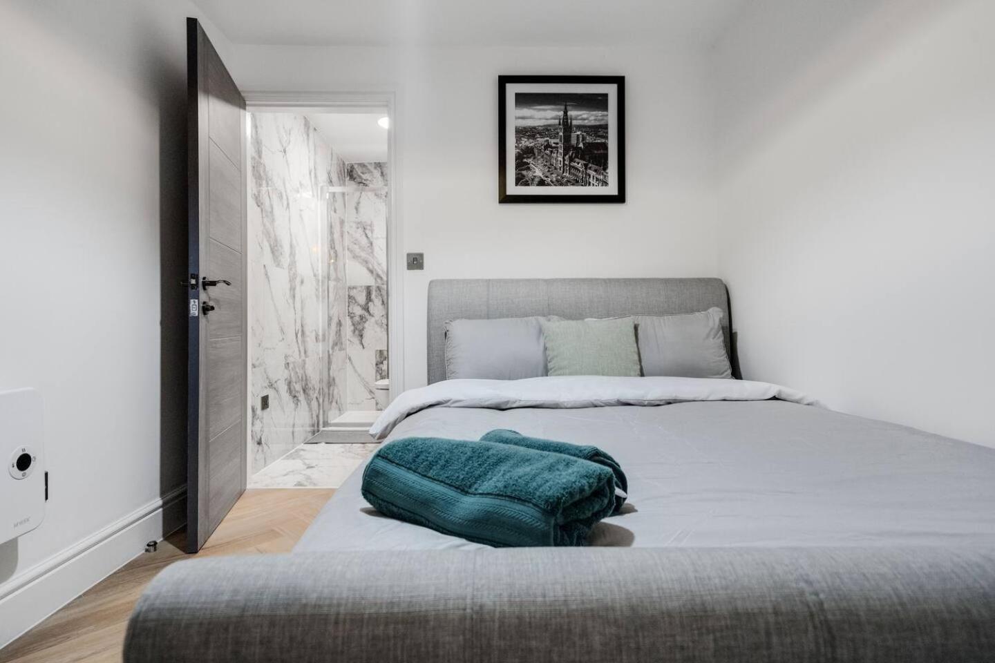 Urban Stay Studio Bright Space 10 Mins To City Liverpool Dış mekan fotoğraf